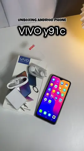 Complete set with inclusions na rin once dumating. Legit cellphone ang matatanggap niyo pag bumili kayo neto.  #vivoy91c #smartphones #cellphones #vivo #vivophone 