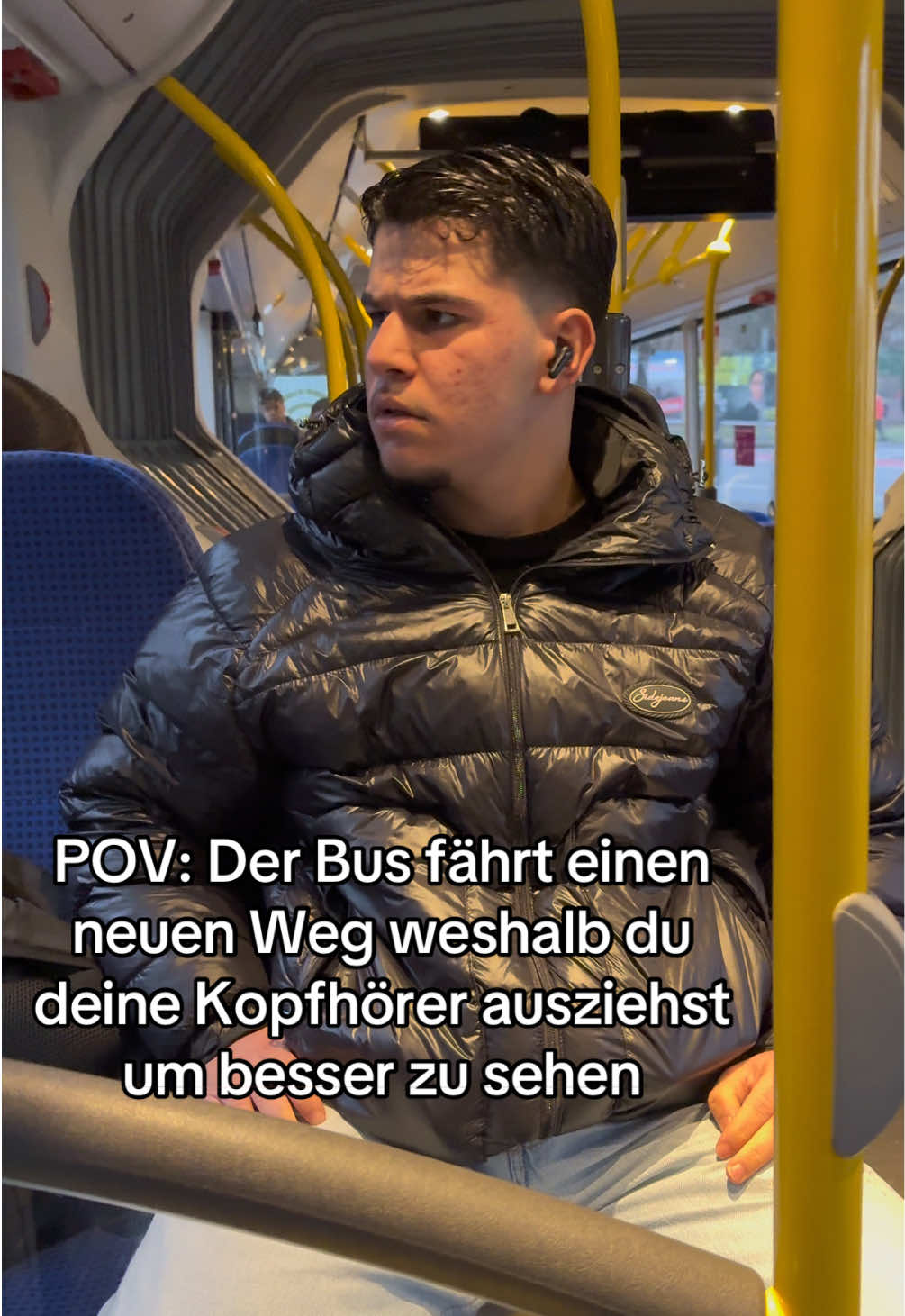 Folg mir wenn du es auch kennst!😭 #realatable #bus #neuerweg #kopfhörer #abnehmen 