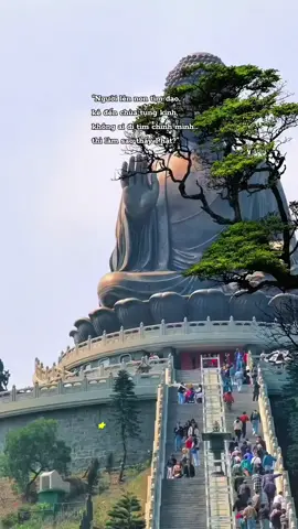 “Người lên non tìm đạo, kẻ đến chùa tụng kinh, không ai đi tìm chính mình… thì làm sao thấy Phật?” #CapCut #phậttạitâm #phatphapnhiemmau #phatphap 