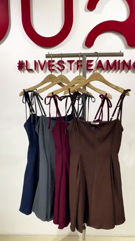 Meet your new go-to dress — adjustable straps, flowy silhouette, and colors that match every mood. From navy to grey, maroon to brown… which one’s calling your name? #yuanlivestreaming #cuanwithyuan #itcmanggadua #yuan