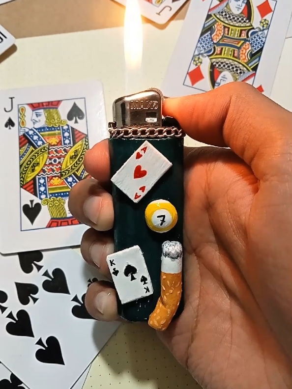 🃏🎱🚬