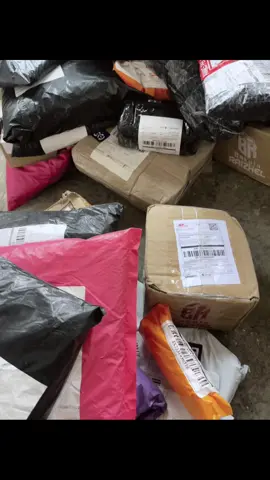 Wanita tidak bercerita tiba” paket udah Numpuk🤣😂 #paket #wanitadanceritanya #rayapenuhrasa #ramadan2026🕌📿🤲 #fypシ゚viral 