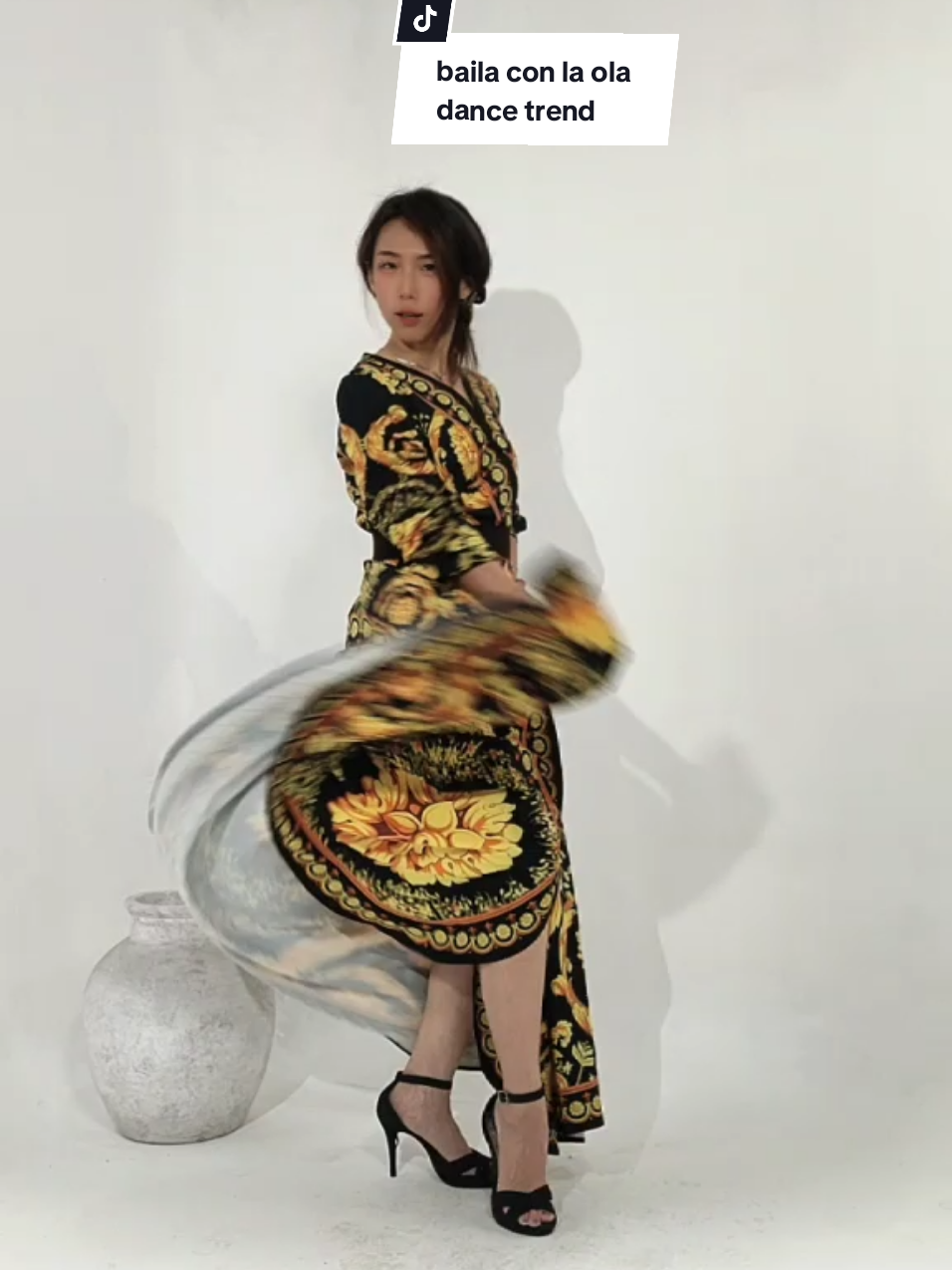 Baila con la ola dance trend #dancewithsan #bailaconlaola #dancetrend #tiktoktrend #tiktokdancechallenge 