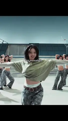 I love momo #twice #kpop #kpopfyp #fyp #foryoupage 
