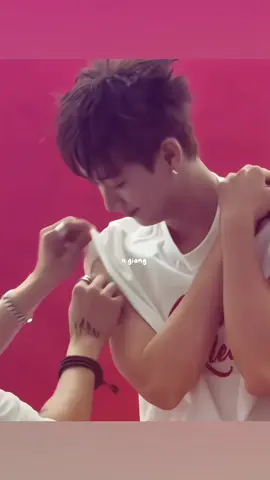 okk ig quẹt trái🫣 #CONGB #xuhuong #fypシ #xh #bias 
