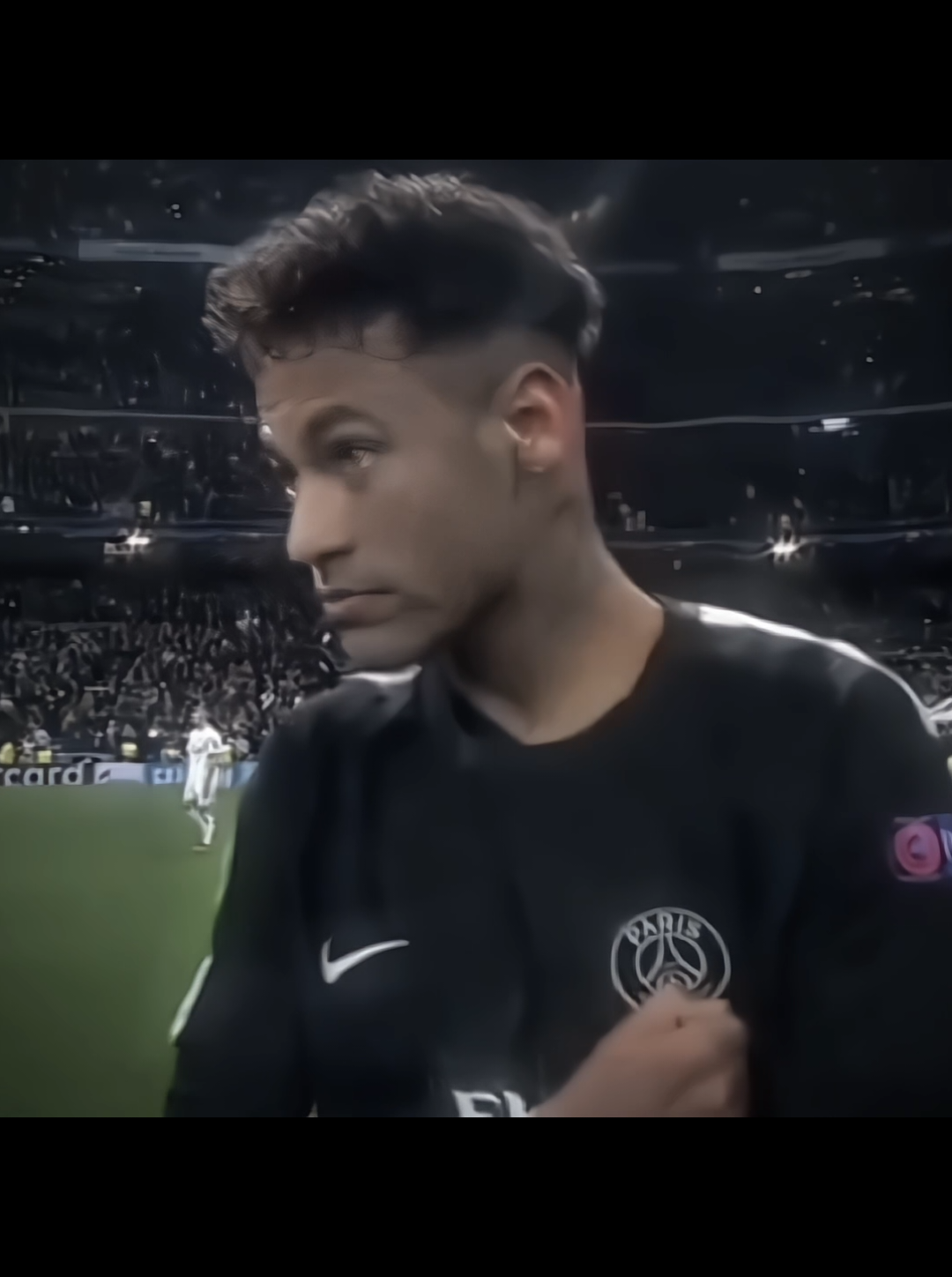 Na luz do Neon😝🔥 #foryou #neymar #reverse #trend 