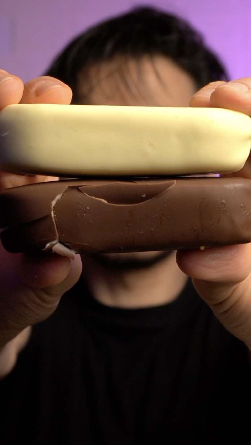 Magnum White + Magnum Classic #magnum #icecream #mukbang #asmr #mukbangasmr