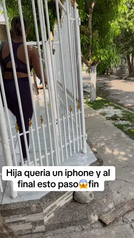 Hija queria un iphone y al final esto paso😱fin#viralvideos #paraty #videoviral #drame 