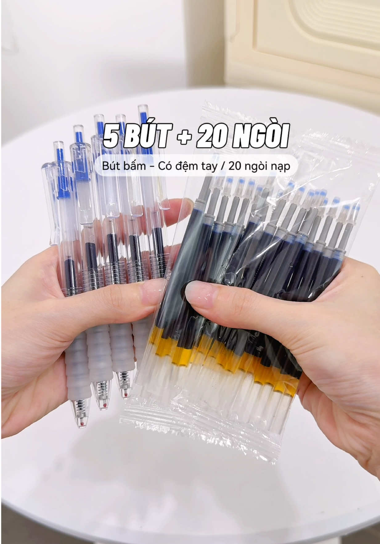 Trời ơi cái sốp này buôn bán vậy gồi có lời ko nhỉ. #butgelhocsinh #butgel #combobut #butgelkhonhanh #butgelgiare 
