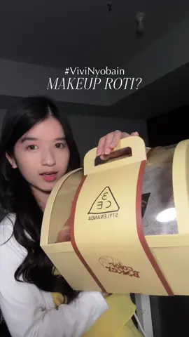 #ViviNyobain makeup roti? Ini makeup yang konsepnya unik & gemes banget ❤️ Product details — 3CE Color Baker Collection #3CE #3CEID #3CECOLORBAKEREDITION #HOTFROMSEOUL  @3CE Indonesia 