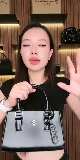 lênn cho các c mã nhà yummy ta nói bán quá trờii đơn rồi lên em tự tin lên cho các c đây #xuhuong #xuhuongtiktok #trending #tuixach 