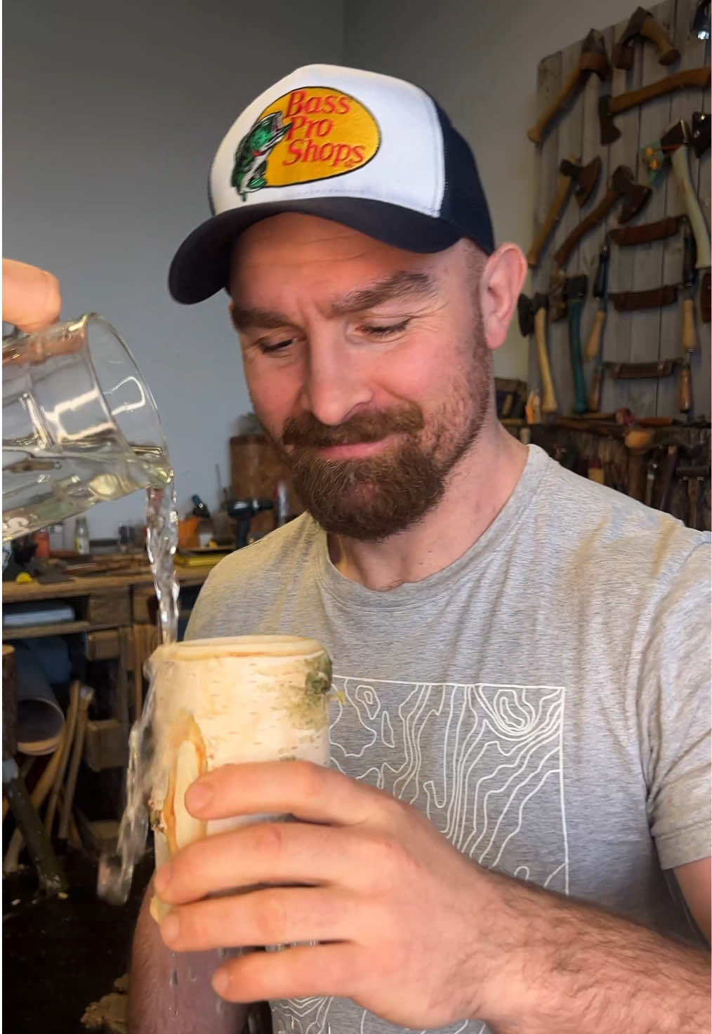 Shrink Pot 🪵🤝 #asmr #bushcraft #woodworking #handmade #woodcarving 
