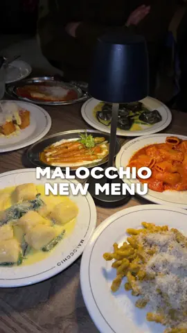 Italian restaurant Malocchio have brought out a new menu and they’ve got rid of their famous vodka pasta?! Kieran and I were very kindly invited along to try it. The pasta and pizzas they do are great, loved their crab pasta too (just didn’t film it) the desserts are also incredible - especially their tiramisu and the sundaes! If you’re after good Italian food then check this place out. #glasgow #food #glasgowfood #italian #pasta 