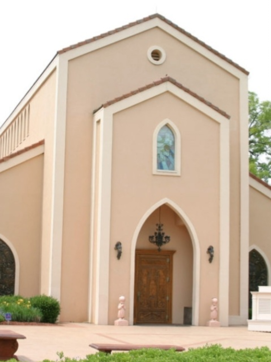 too bad they dont do it anymore #preciousmoments #Chapel #wedding #fyp 