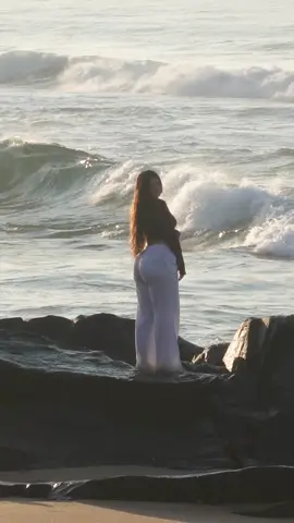 If you need me, I’ll be here.🐟 #fyp #curvymodel #curvytiktok #viral #oceanlover