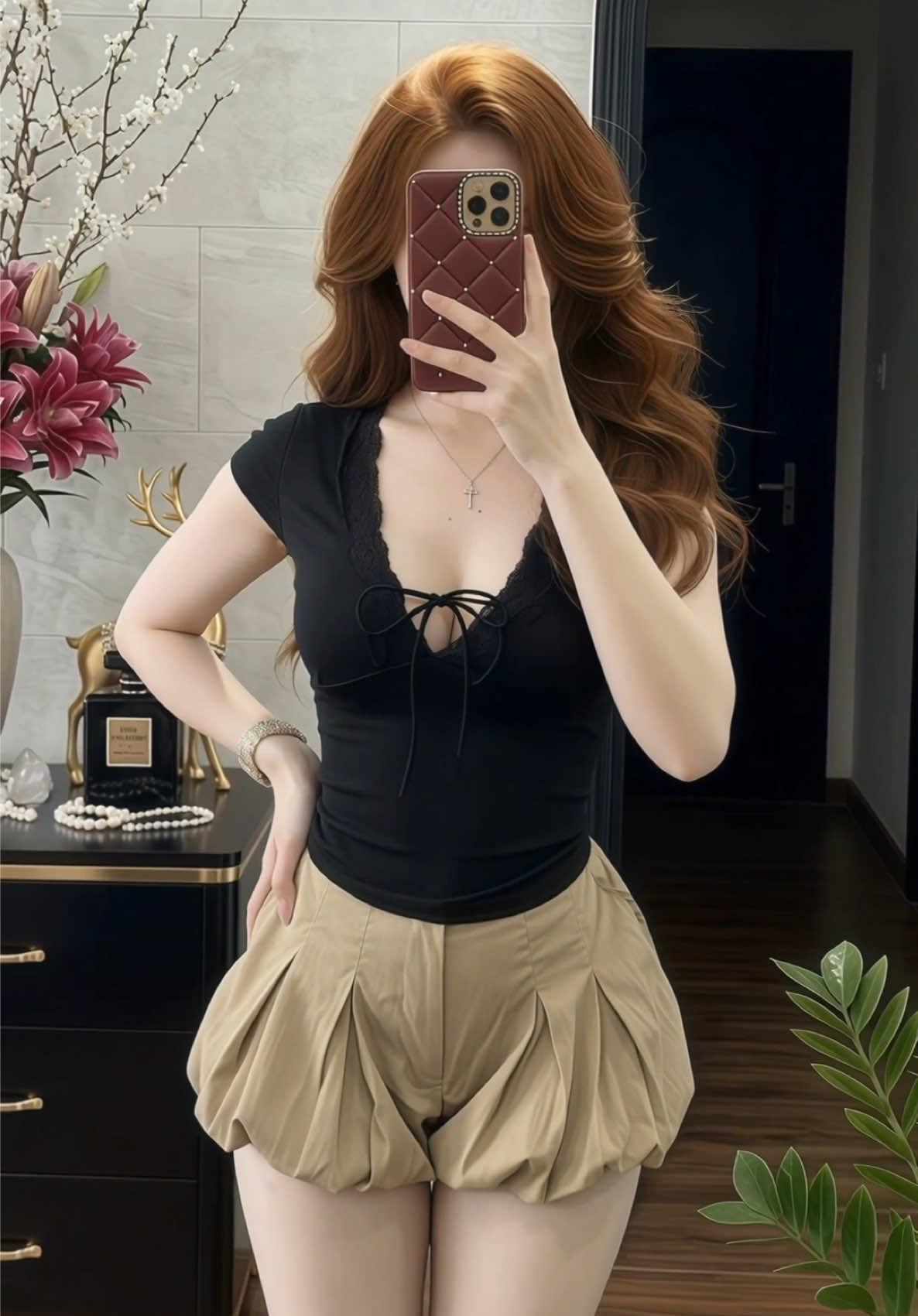 Áo crop top cổ chữ V buộc dây đính ren #thoitrangnu #ottd #thoitrangtiktok 