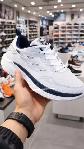 alguém me explica isso  #tenis #corrida #tiktokshop 
