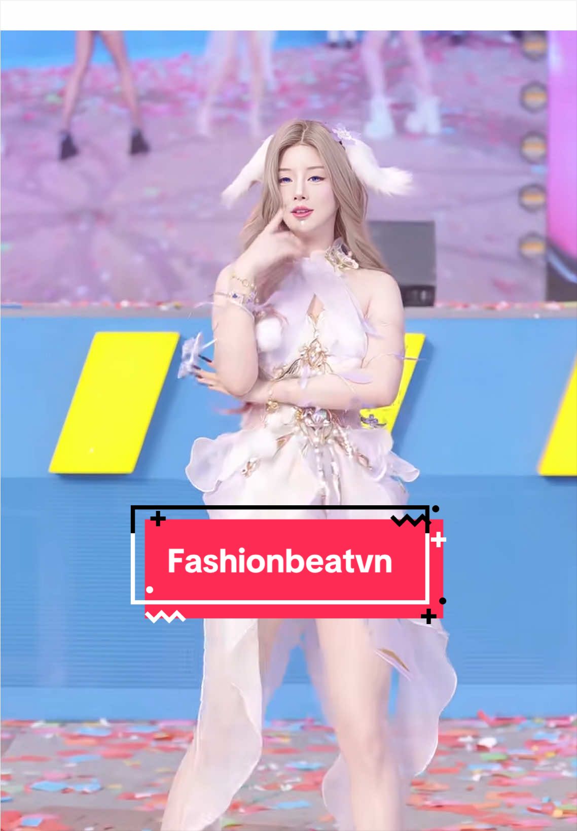 Not just a fairy tale, I’m the whole story.#dancecover #randomdance #fancam #stageperformance #kpopvibes