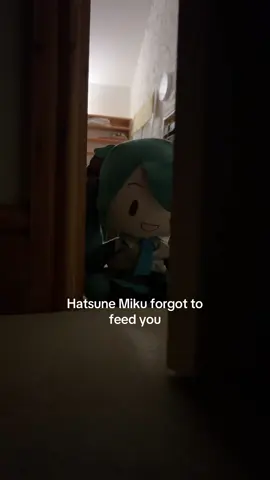 Help #miku #basement #hatsunemiku #help #imstuck 
