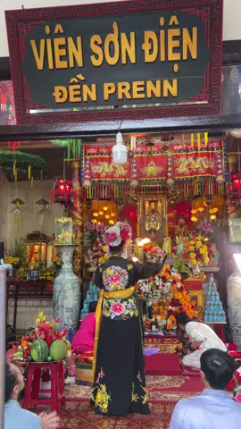 Cô về nơi bản đền đây 🙏#daomauvietnam #haudong #tamtuphu #haudongvedeptamlinhvietnam #thanhphodalat @Hoa Langbiang 