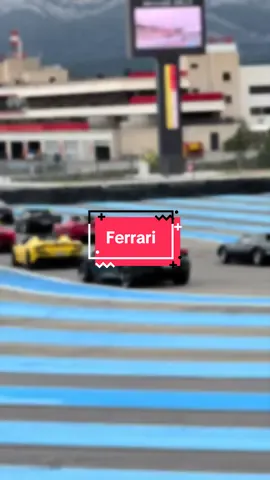 Course de Ferrari  #ferrari #circuit #Running #voiture 