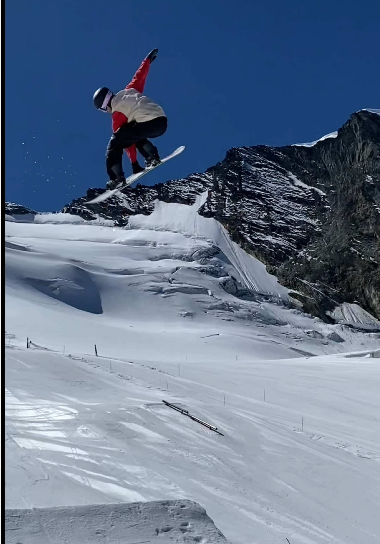two of my favorite tricks 🫡🖤 - ##snowboarding##fyp##fun##boost##letsgo