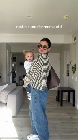 mommy & daughter barrel jeans forever 🤍 #baggyjeans #barreljeans #momfashion #momootd #springfashion  