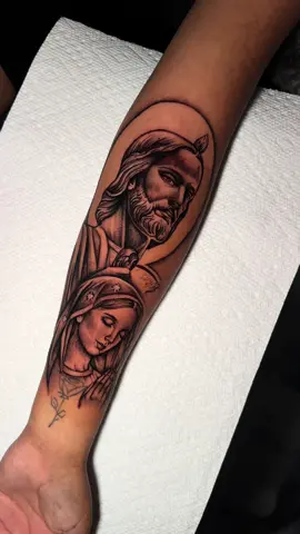 Virgin Mary & San Judas  Arm tattoo ideas 💪🏼 One day sessions 📍East LA  Message for an appointment  #latattooartist #tattootip #femaletattooartist #sanjudas #virginmary 