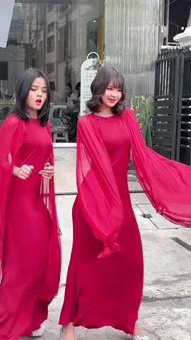 သူတို့လေးရဲ့ BTS လေးပေါ့🤭❤️#waiwaibeautysalonmandalay #36လမ်း70x71လမ်းကြား #trending #ပလုပ်တုပ်ရေခဲသုပ် #Dance 