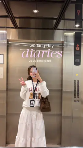 come to work with me👩🏻‍💻💖 มาค่ะคนตัดไม่ท้อ คนดูได้โปรดอย่าท้อ🥹 #asmr #fyp #corporatelife #พนักงานออฟฟิศ #onedayvlog 