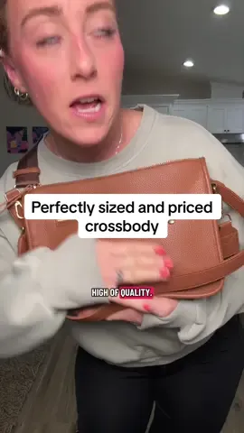 Can’t switch to another purse 🤷🏼‍♀️ @HKCLUF US #CrossbodyBag #EverydayPurse #HandbagStyle #CasualStyle #WomensAccessories