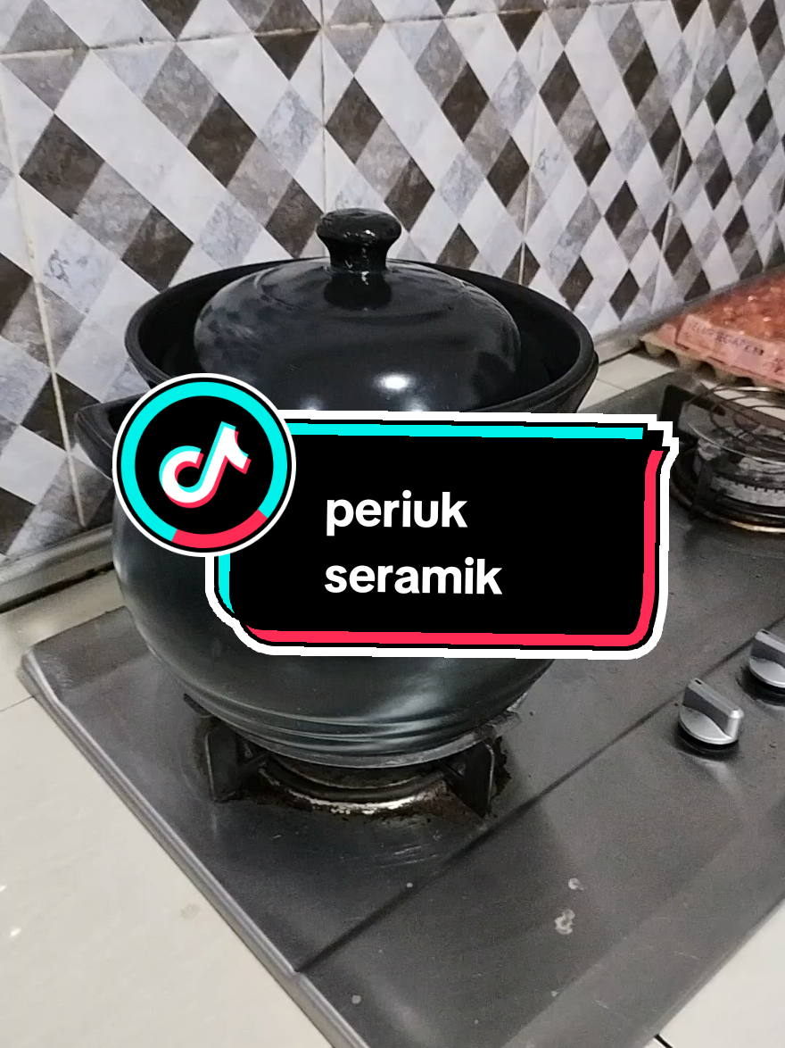 Masak tak melekat, senang cuci dan sesuai untuk pelbagai jenis masakan. #periukseramik  #periukviral  #grlin  #tahanpanas  ##peralatanmasak 