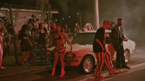 MIA - Bad Bunny Ft Drake #lyrics #music #rolitasrandom #RolitasRandom #badbunny 