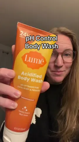 pH control body wash has changed my whole confidence every since becoming a mom! @Lume Deodorant #springcleanwithlume #momproblems #postpartum #postpartumjourney #momhacks 
