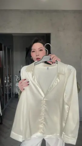 Con áo sơ mi lụa siuuu sang và đứng phom #totuyettram #totuyettramreview #aosomi #aosomilua 