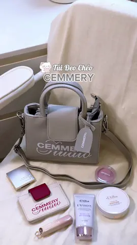 Lâu quá rồi không có túi mới  #unboxing #tuixachnu #cemmery #goclamdep #xh 