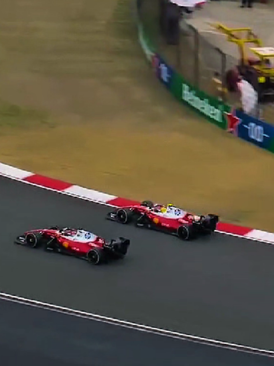 battle of 2 Ferrari drivers⚔️🥵 #ferrarif1 #hamilton #leclerc 