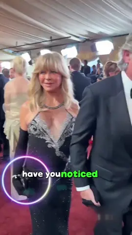 Have you noticed Goldie Hawn’s protruding stomach on the Oscars red carpet? Doctors say she may not have more than two years to live.#goldiehawn #kurtrussell #oscars #usa #fyp 