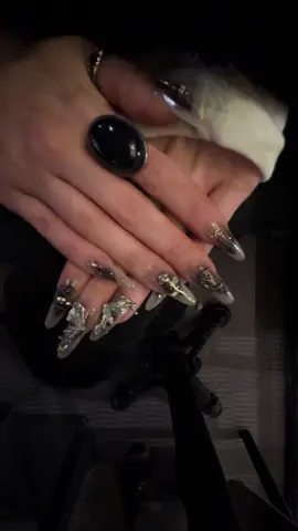 i love grey cyber nails ! <3 #nailinspo #fyp #nails #cybery2k #residentevil 