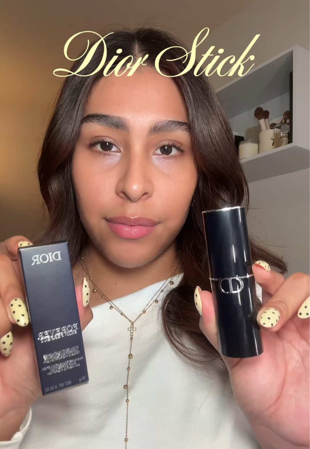 una base de 10g x 1479 pesos mx? tú dime que opinas💌 la conseguí en @Sephora México y es de @Diorbeauty  #diorstickfoundation #diormakeup #maquillajealtagama #basemaquillaje 