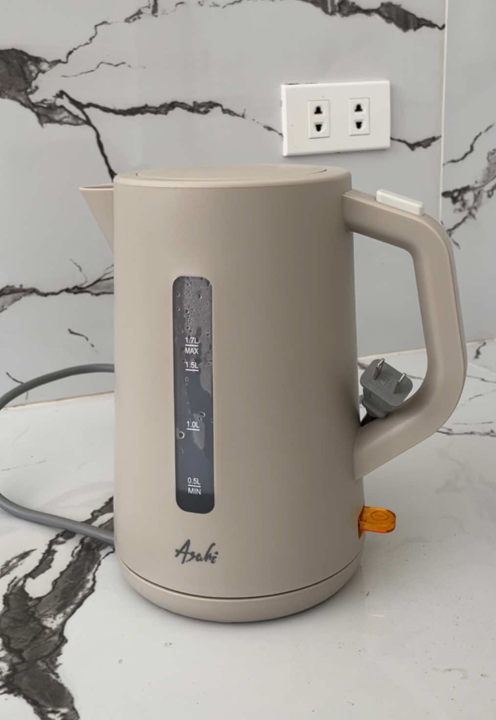 #asahibuyonetakeone #electrickettle #durable #aesthetic #checkoutnow