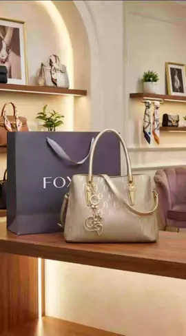tas tangan wanita bahan kulit asli FOXER  #taswanita #taskulit #handbagwanita #creatorsearchinsights #wawasanpencariankreator 