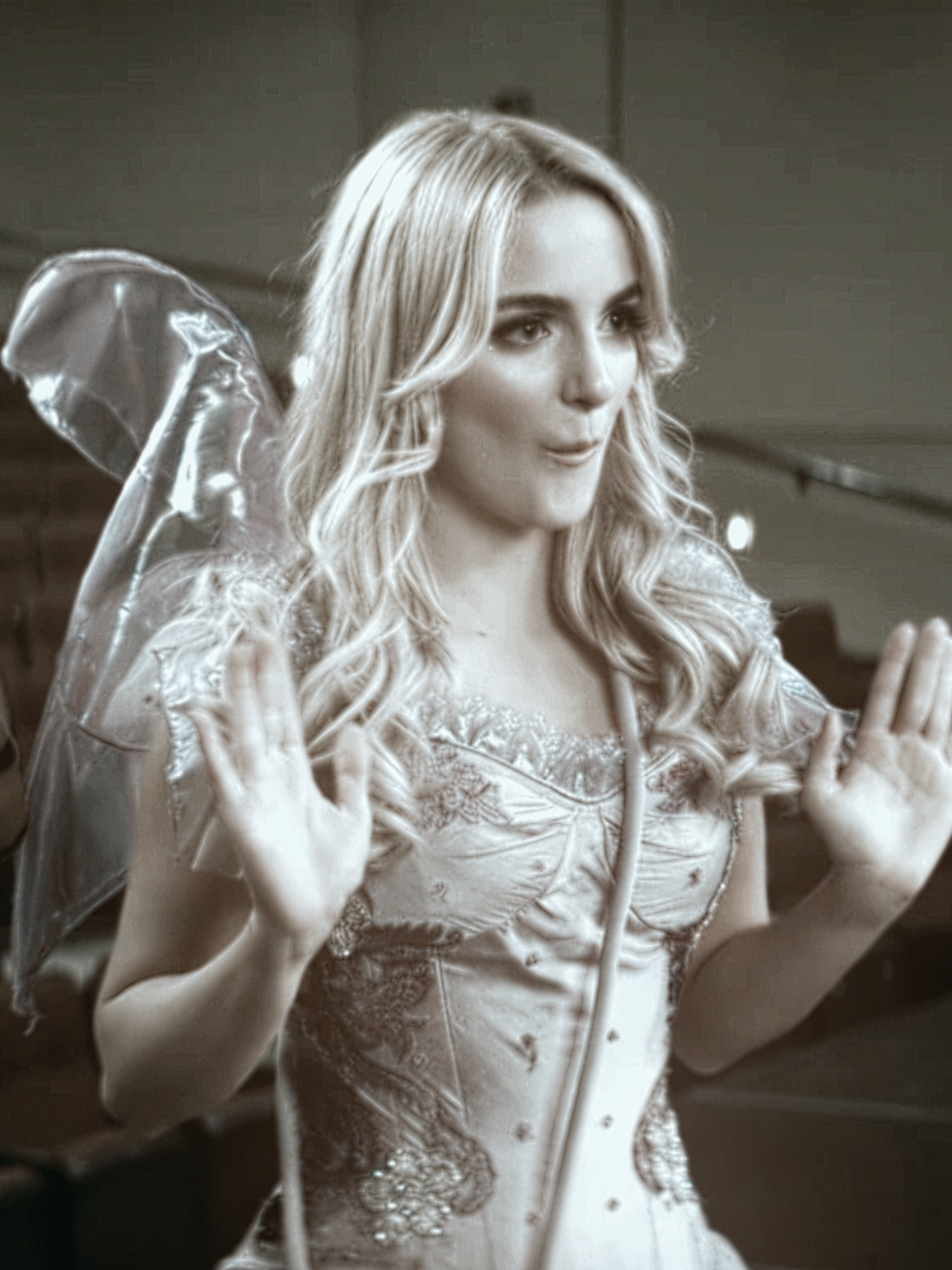 hannah thurman, the queen bee. #hannah #hannahthurman #hannahthurmanedit #hannahthurmanscream7 #hannahscream7 #mckennagrace #mckennagraceedit #queenbee #finalgirl #finalgirledit #ghostface #scream7 #scream7edit #scream #aestheticedits #aeedit #edit #foryoupage  high quality mckenna grace as hannah thurman in scream 7 edit
