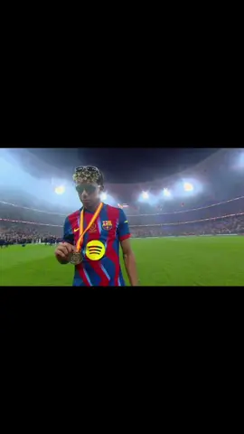 YM10🇪🇸#yamal #barca #football #lamineyamal #fyp
