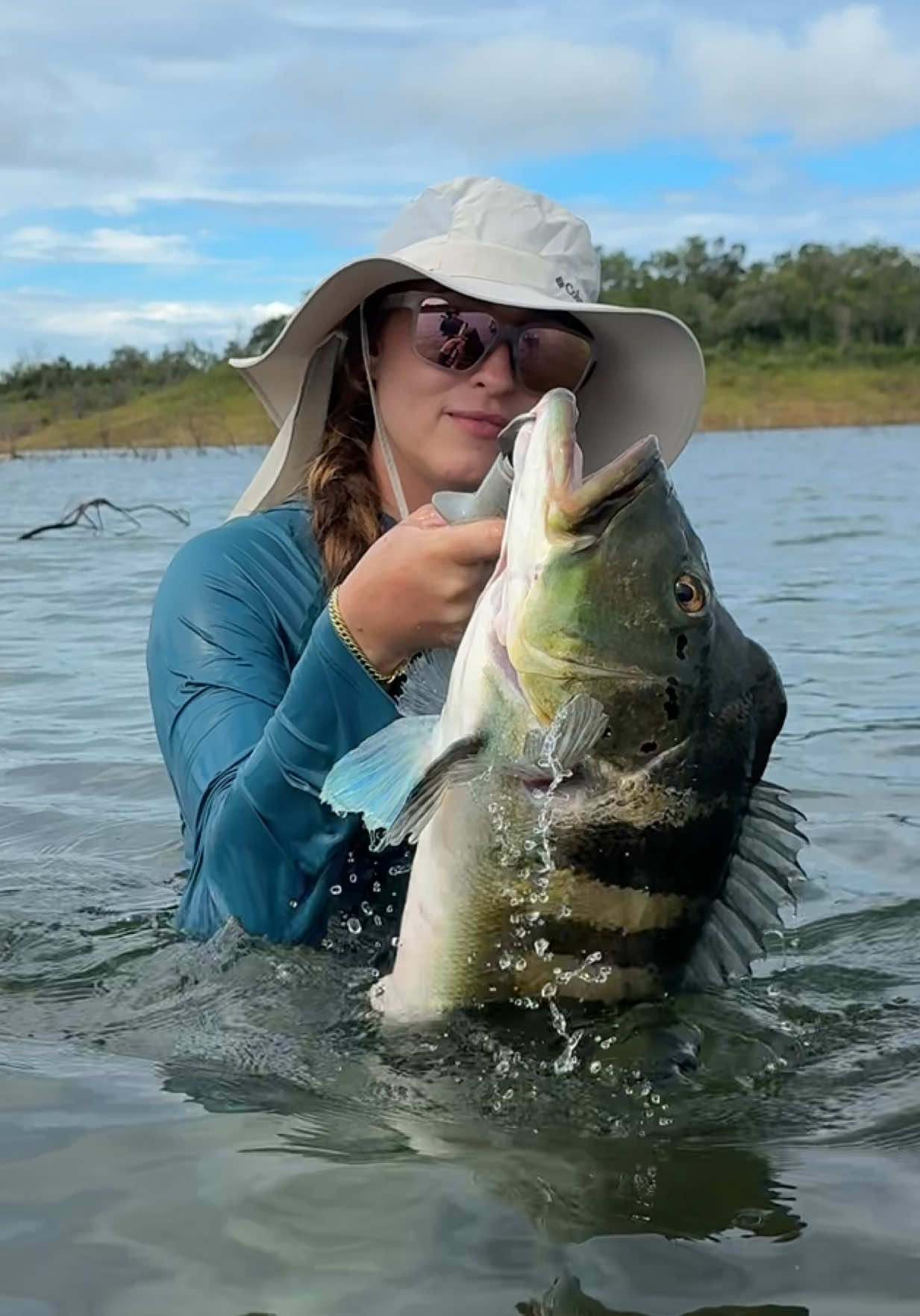 65cm tá bom ou não? Meu presentinho de niver! 😍😍😍😍 #natureza #pescaesportiva  #pesca  #tucunaré  #lagoserradamesa 