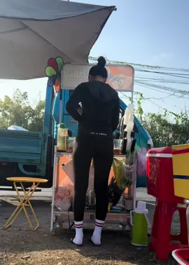 Nắng lém khách ơi.ghé ủng hộ e  để e được về sớm nho#xuhuong #LACAFE #caphemangdi #saurieng 