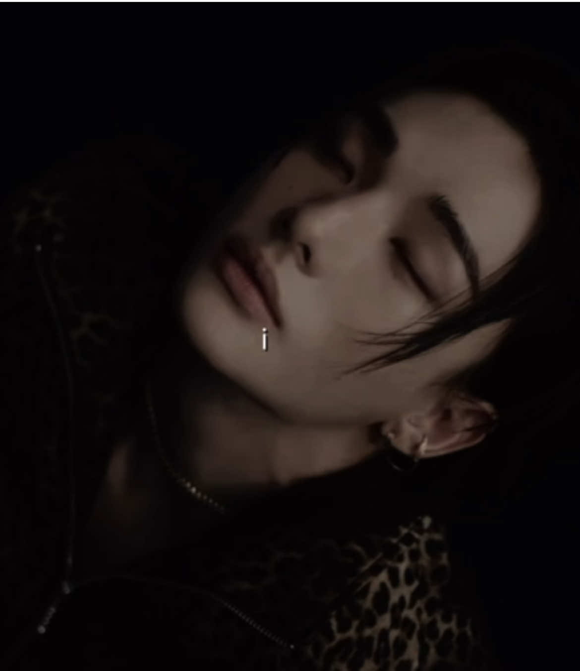 HYUNJIN x SLOW DOWN  #fyp #hyunjinstraykids #hyunjin #hyunjinedit 