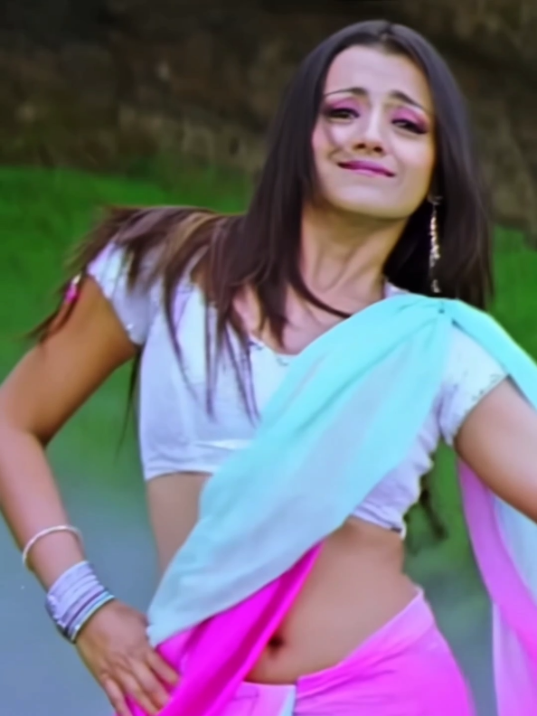 𝗧𝗿𝗶𝘀𝗵𝗮 𝗞𝗿𝗶𝘀𝗵𝗻𝗮𝗻 : 𝙏𝙝𝙚 𝙑𝙞𝙣𝙩𝙖𝙜𝙚 𝙉𝙖𝙫𝙚𝙡 𝙌𝙪𝙚𝙚𝙣 🍩🤤  #trisha #trishakrishnan #trishakishnan #trishakrishnanfans #trishakrishnan_ 