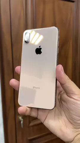 Video 📷 Repost 🔄 Price Rs18,000 final Special Offer ♥️ iPhone Xs Max🌸 256 GB Storage❤️ Official PTA Approved✅ Water pack 💦 Battery Health 100% 🔋 Condition 10/10 🌸 ❤️ With Box pack🎁 #iphone #iPhoneXsMax #foryou#foryoupage#videoviral