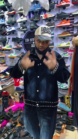 Le clip fènadè déjà disponible  https://youtu.be/hj7_UW9rxGY?si=D6qGkJkpMlZIWM2e